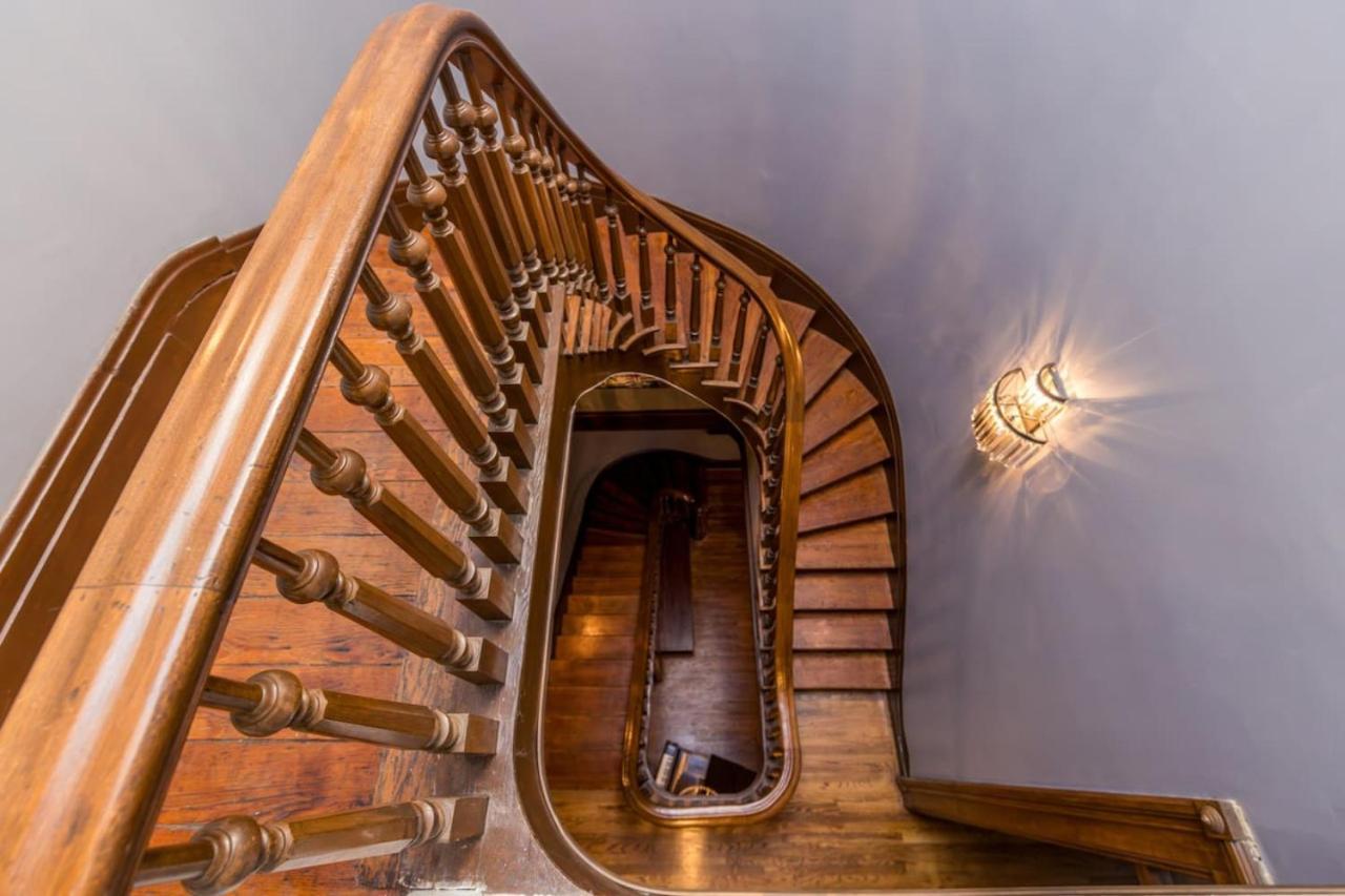Luxury Brownstone - Walk To - Washington Park Cincinnati