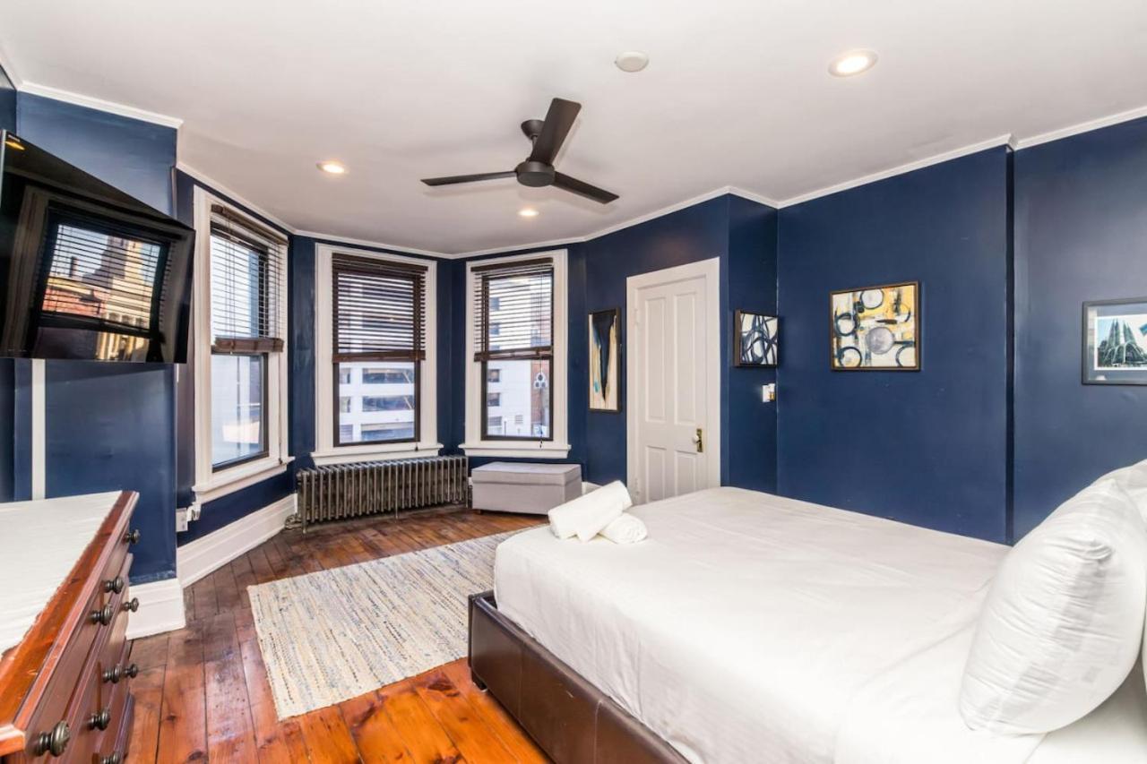 Holiday home Luxury Brownstone - Walk To - Washington Park *