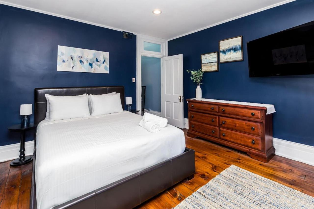 Luxury Brownstone - Walk To - Washington Park Holiday home Cincinnati