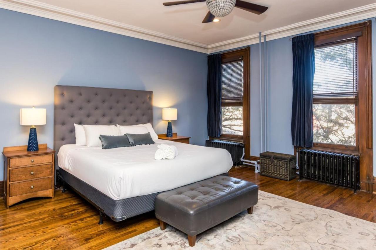 Luxury Brownstone - Walk To - Washington Park Holiday home *