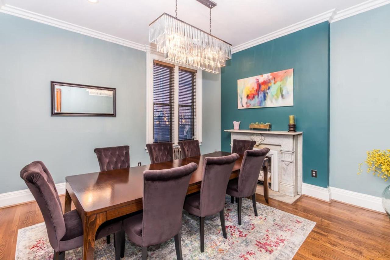 Luxury Brownstone - Walk To - Washington Park Holiday home
