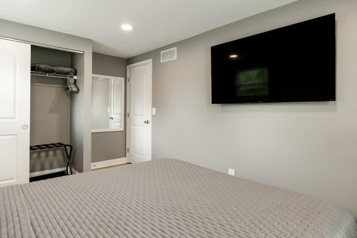 Holiday home Amazing Pool & Walk To The Park Cincinnati