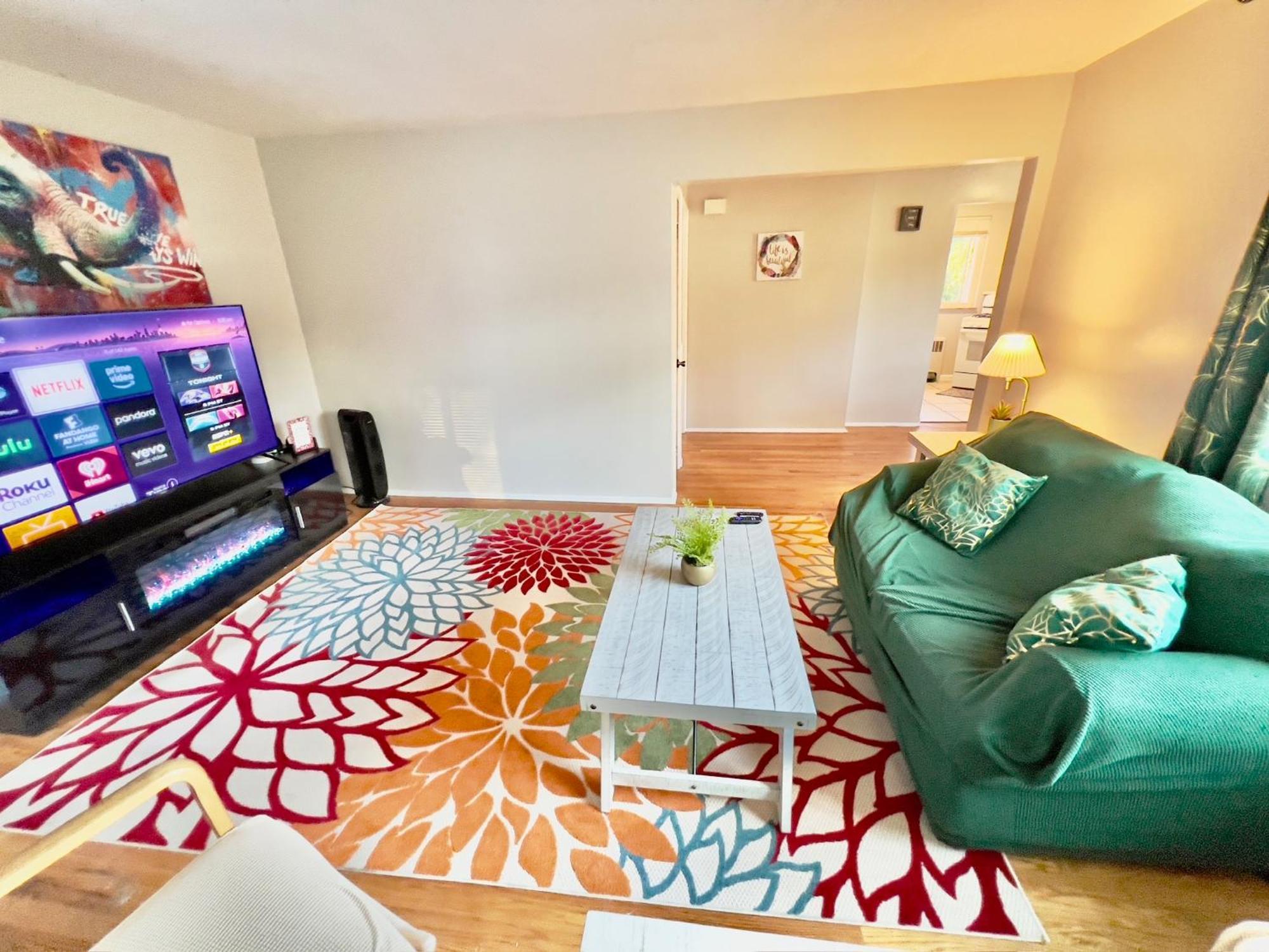 Apartment Emerald Oasis 1br 1 Ba 10 Min To Dtwn