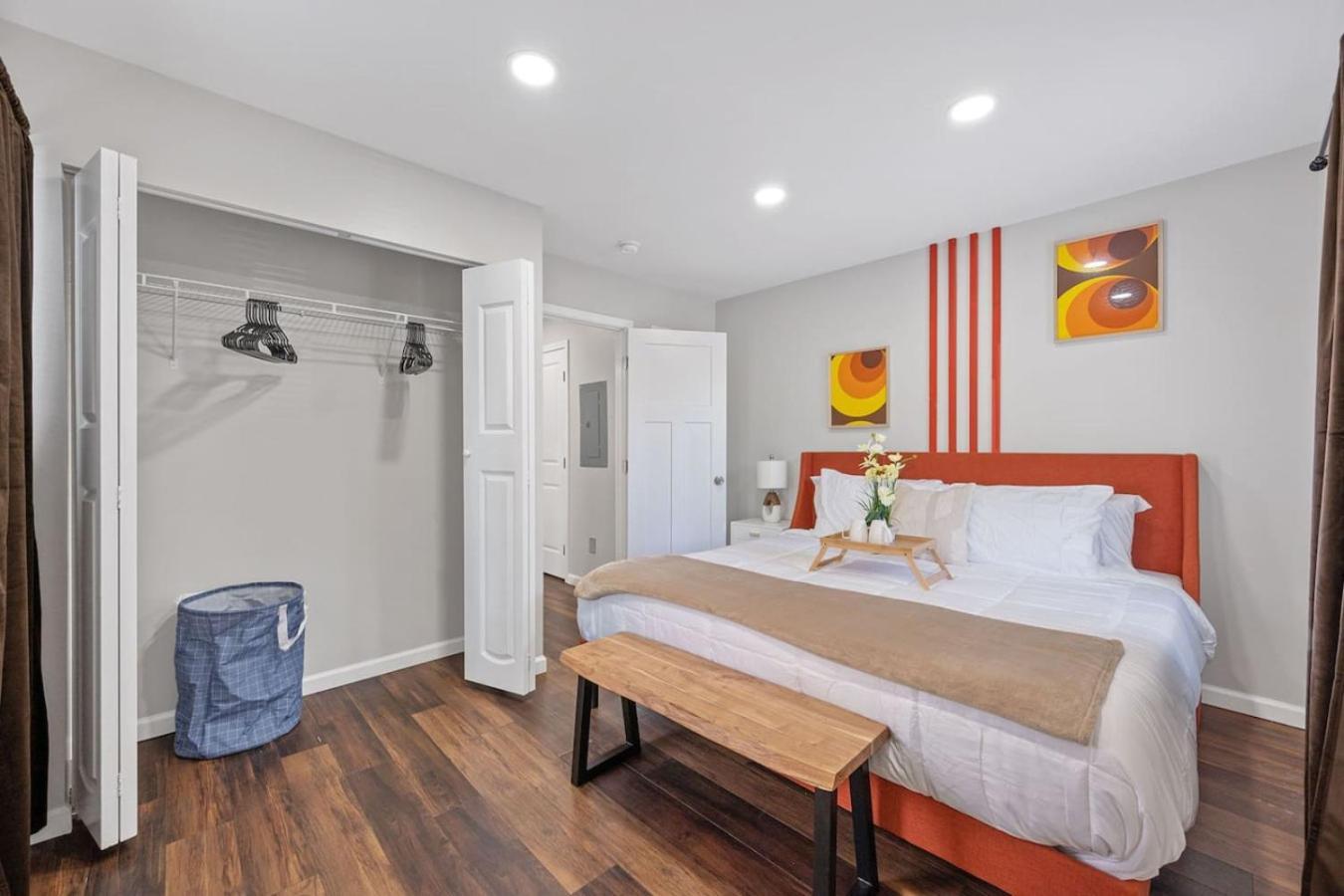 Apartment Retro-chic 1br With King Bed & Prime Location