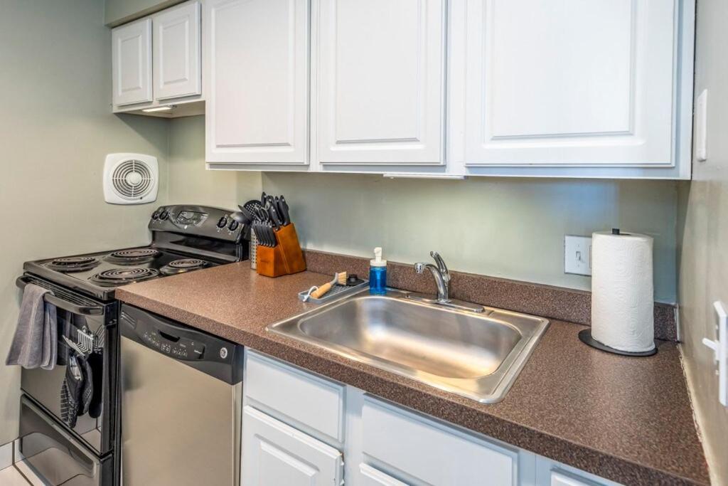 Mt Adams, Stellar Views, Wifi&lux Beds, Parking Apartment