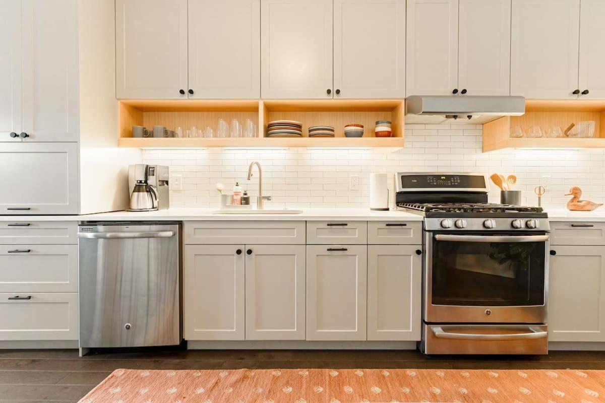 Lux Washington-park Rooftop Patio-free Parking Apartment *