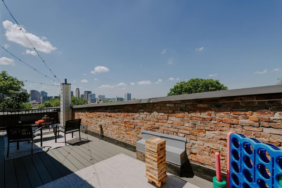 Stunning 4br Townhome Rooftop Views Cincinnati
