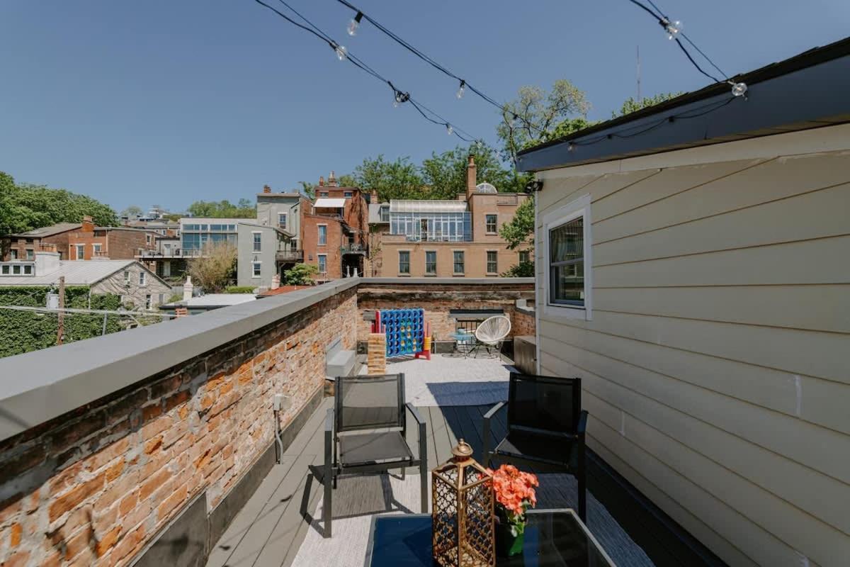 Stunning 4br Townhome Rooftop Views Holiday home Cincinnati