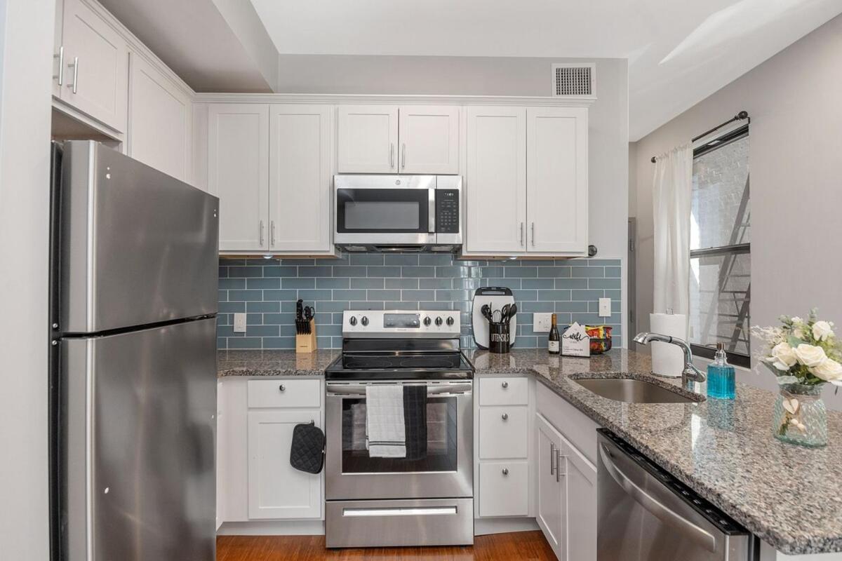 Apartment Sleep Like A King - Otr- Free Light Rail ! Cincinnati