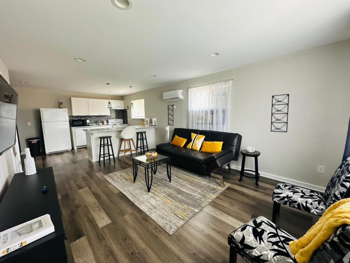 Reading-stylish For Contemporary Comfort Apartment Cincinnati