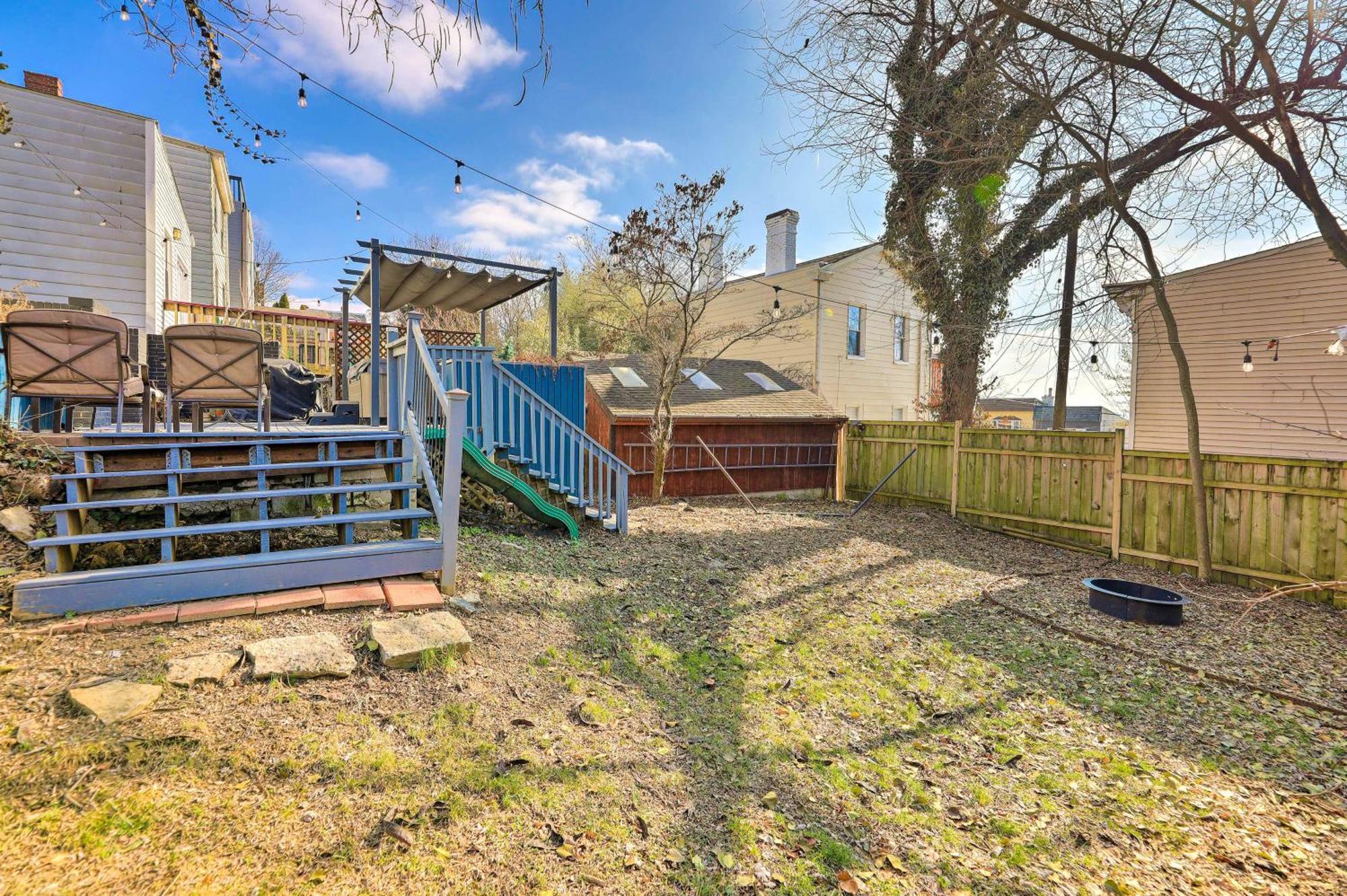 Holiday home With Deck And Private Hot Tub! *