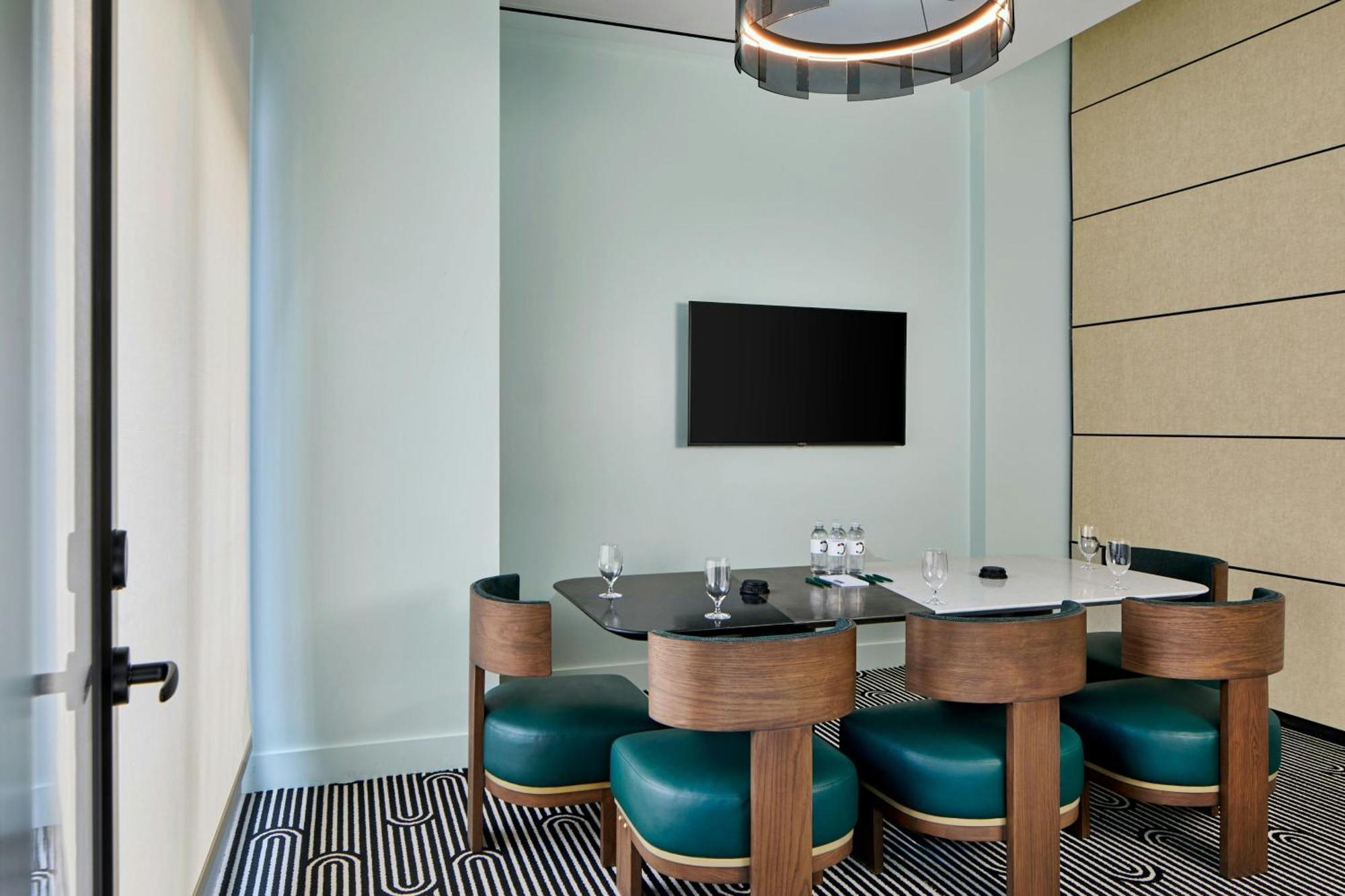 Celare, Midtown, A Tribute Portfolio Hotel