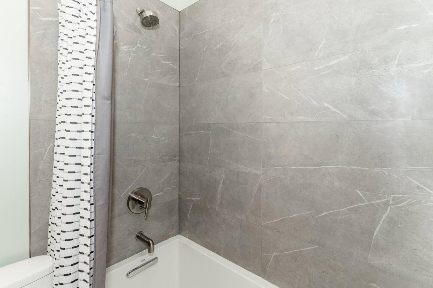 Luxury 4br - Washington Park - Walk Everywhere Holiday home *