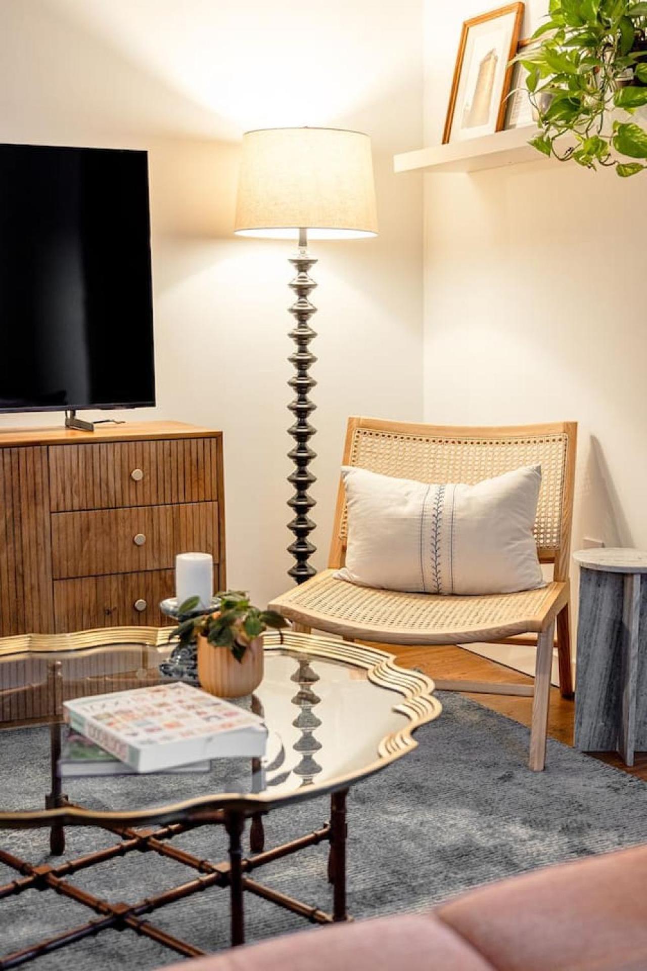 Walk To - Washington Park - Gorgeous 2br *