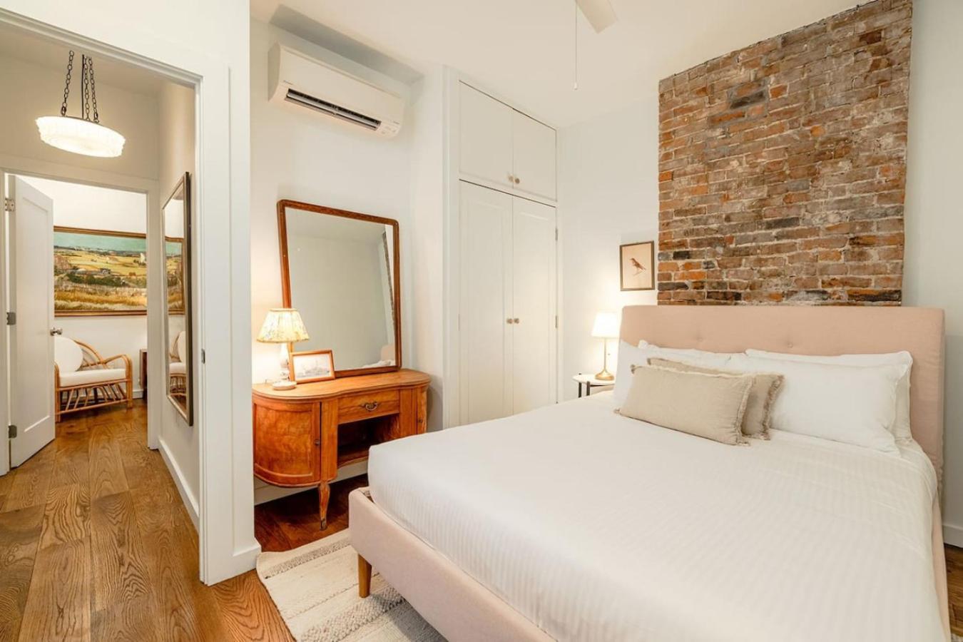 Apartment Walk To - Washington Park - Gorgeous 2br
