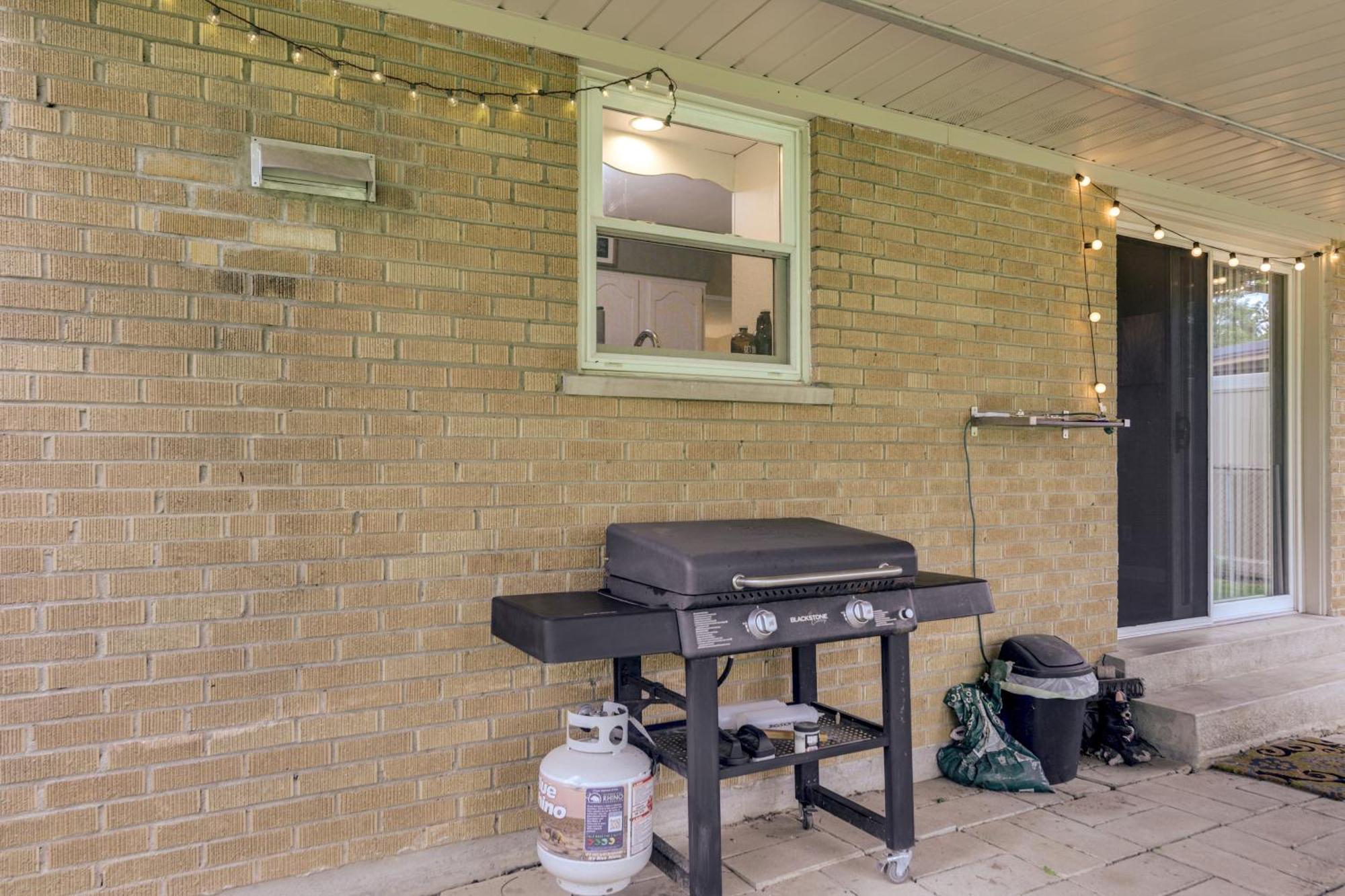 Holiday home 10 Mi To Dtwn With Patio And Yard! *
