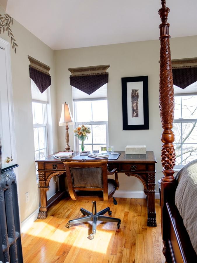 Gaslight Bed & Breakfast 3*