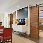 Holiday Inn Express & Suites - Cincinnati Ne - Red Bank Road By Ihg