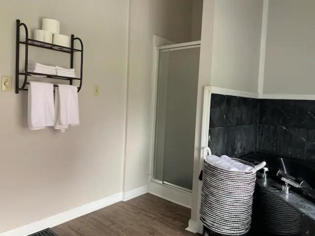 Apartment Hyde Park Getaway - Close To Square & Downtown!