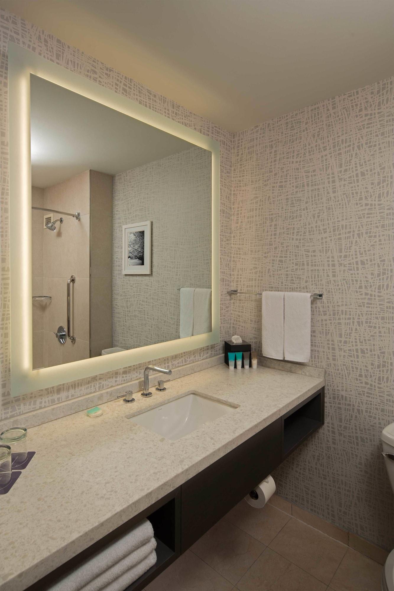 Hyatt Regency 4*