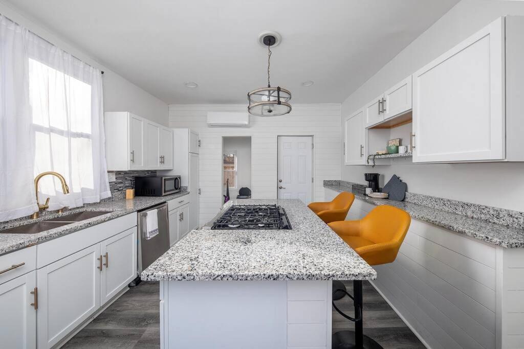 Newly Renovated House-10 Minutes From Downtown Holiday home Cincinnati