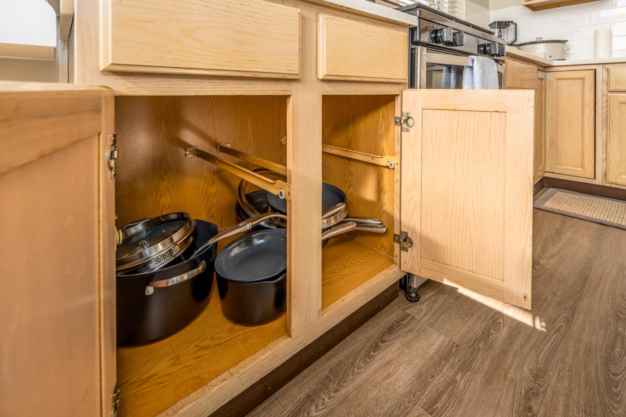 Near Otr And Tql,75in Tv, Lux Beds And Wifi, Free Parking * Cincinnati