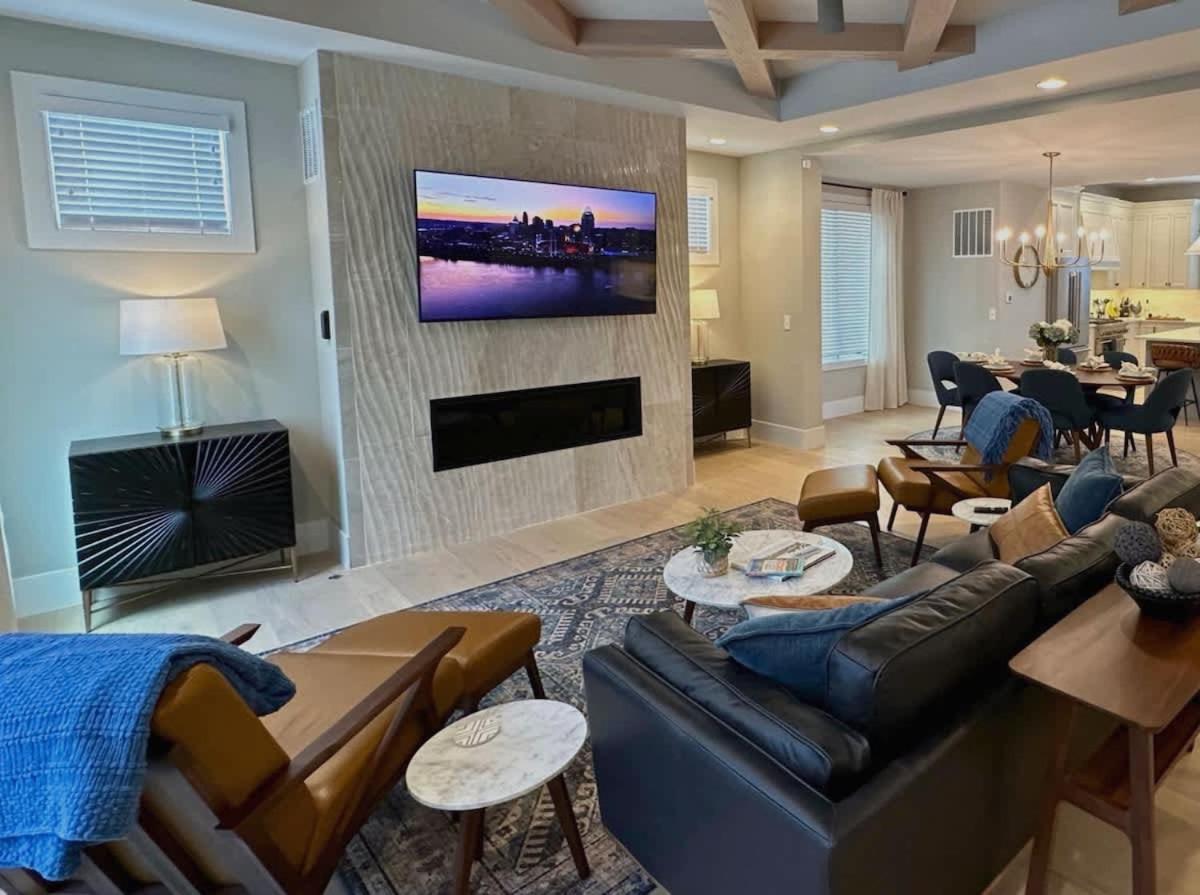 Mt Adams Adventure Holiday home *