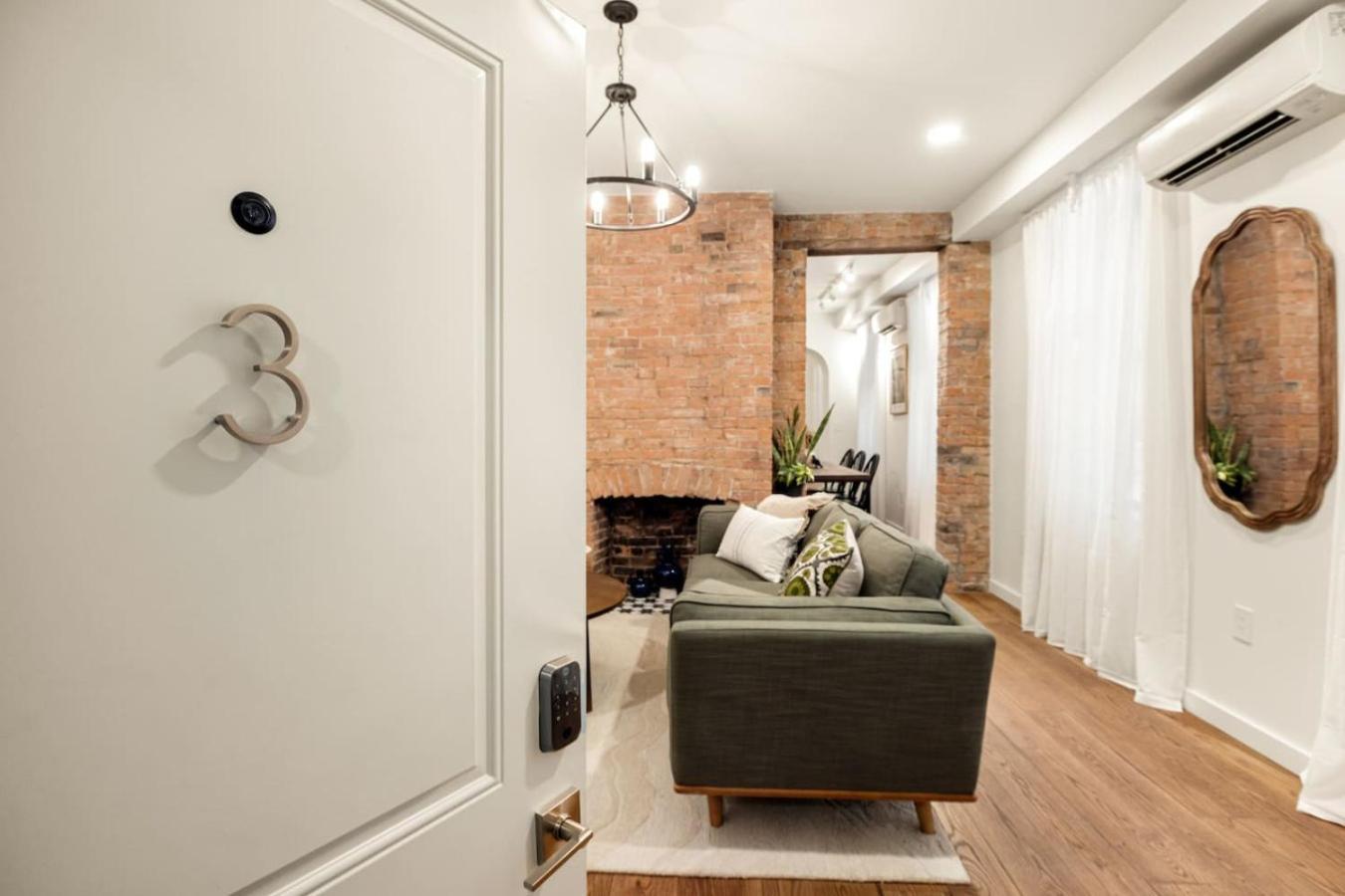 Walk To - Washington Park - Gorgeous 2br Holiday home