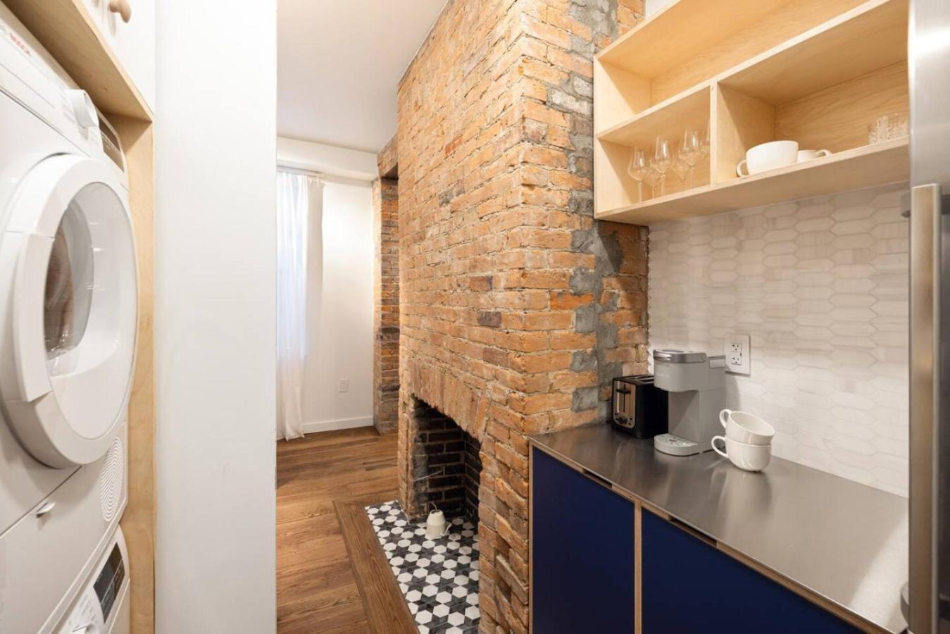 Walk To - Washington Park - Gorgeous 2br Holiday home *