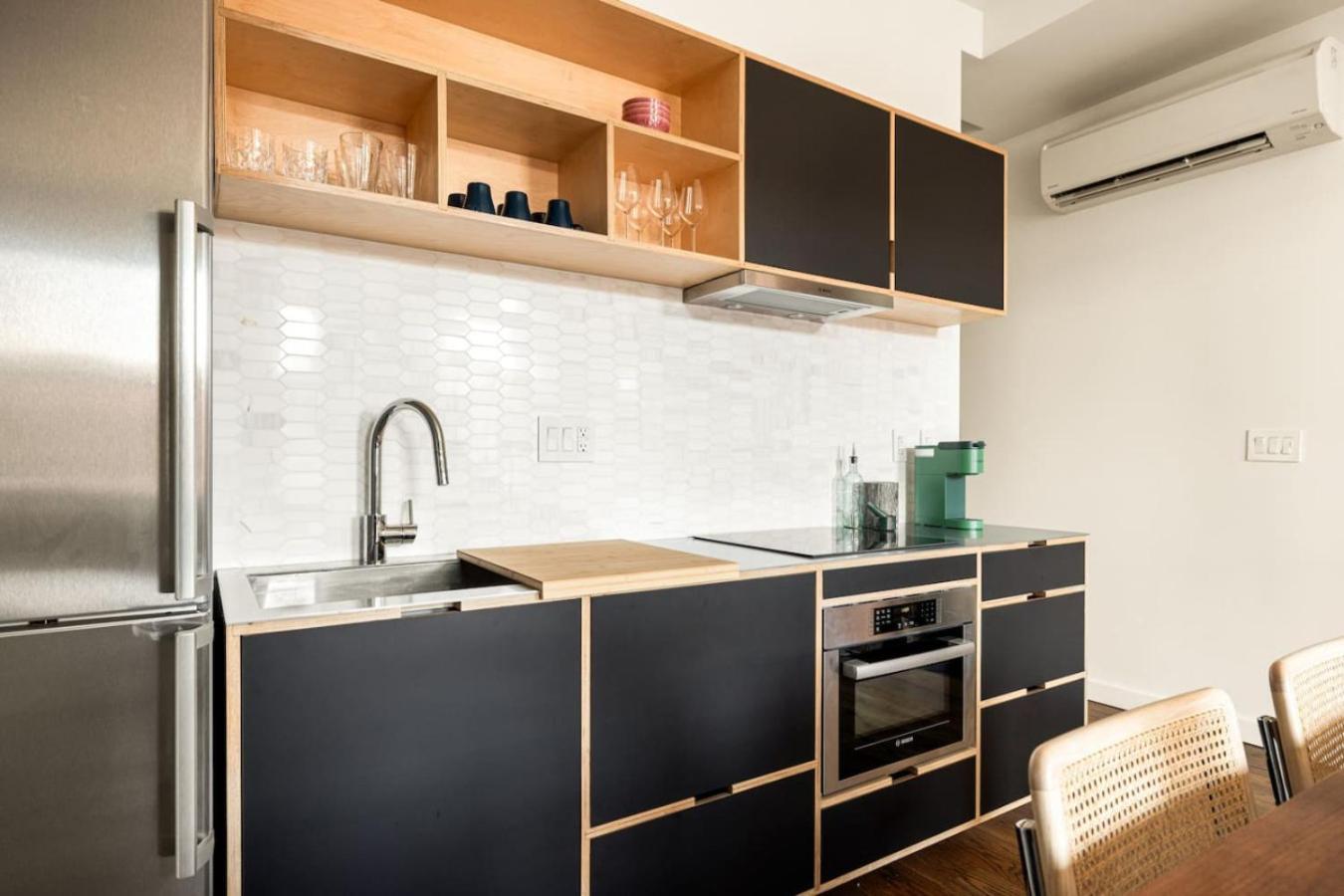 Lux Washington Park - Rooftop Patio - Free Parking Apartment Cincinnati