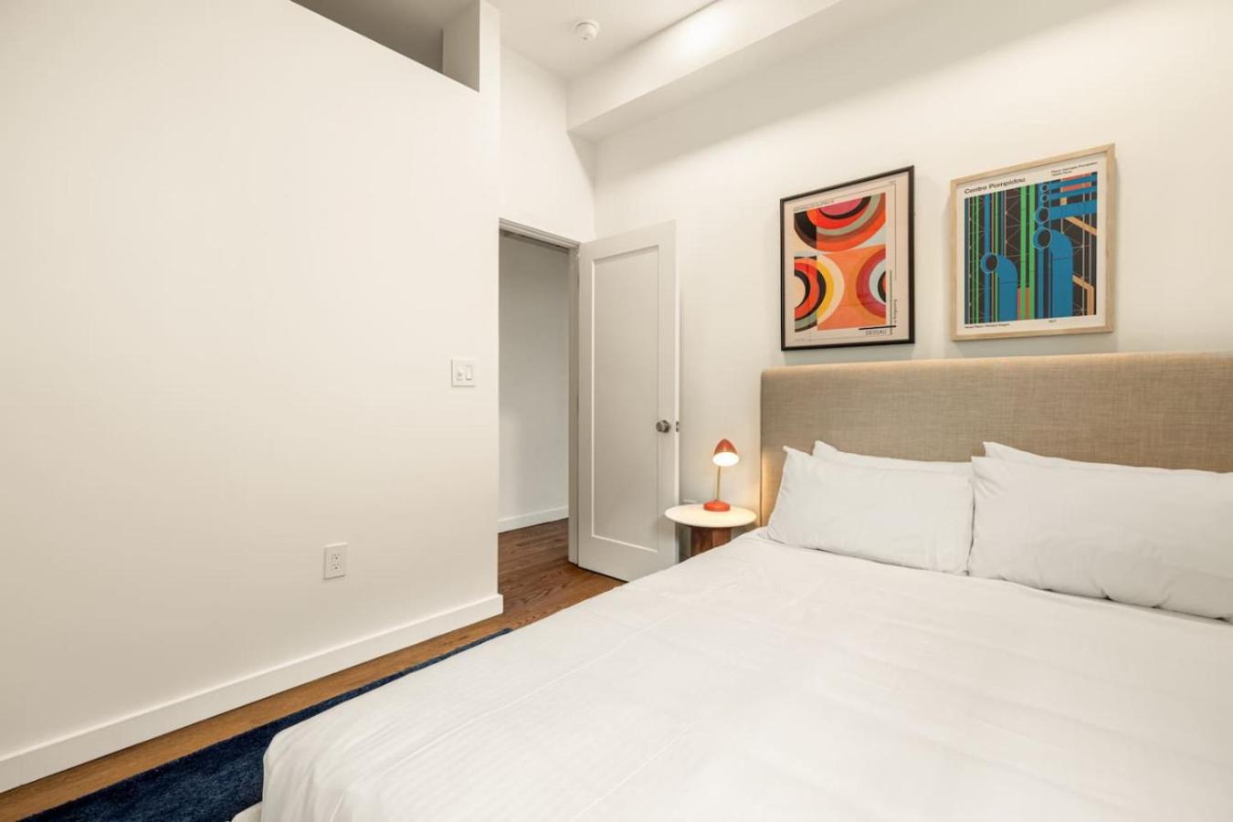 Lux Washington Park - Rooftop Patio - Free Parking