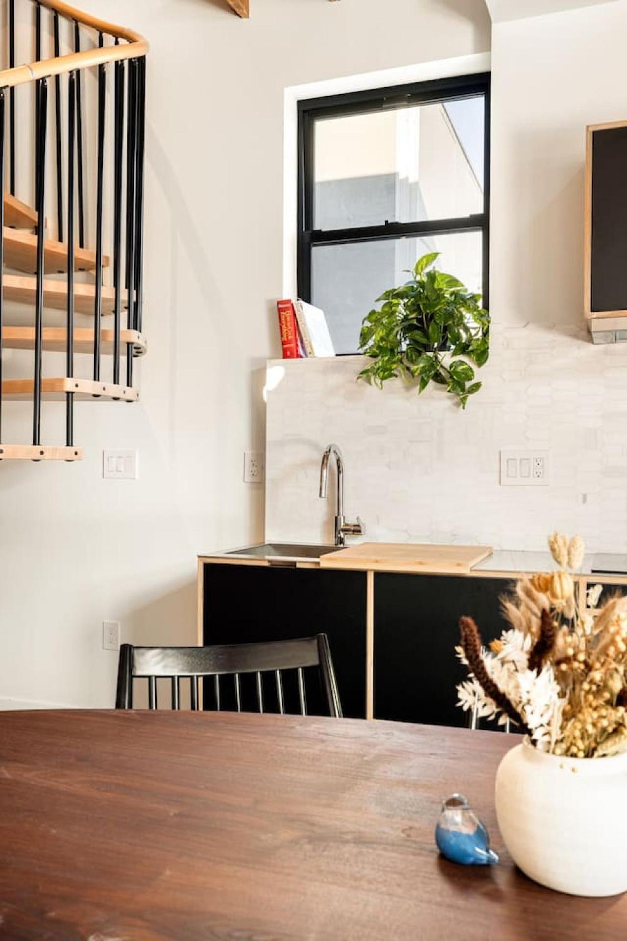 Luxury Loft Near Washington Park - Rooftop Deck *