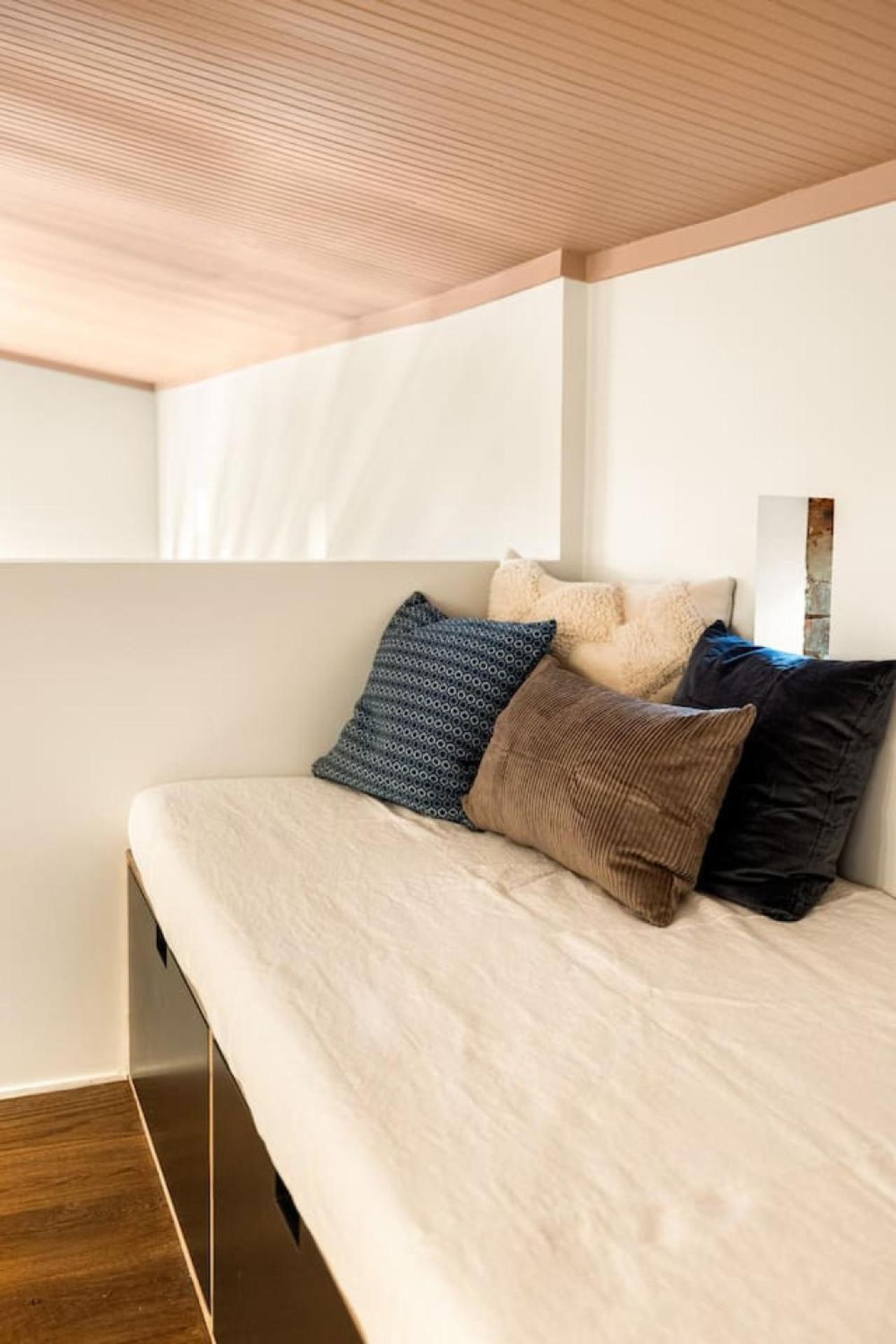 Luxury Loft Near Washington Park - Rooftop Deck Cincinnati